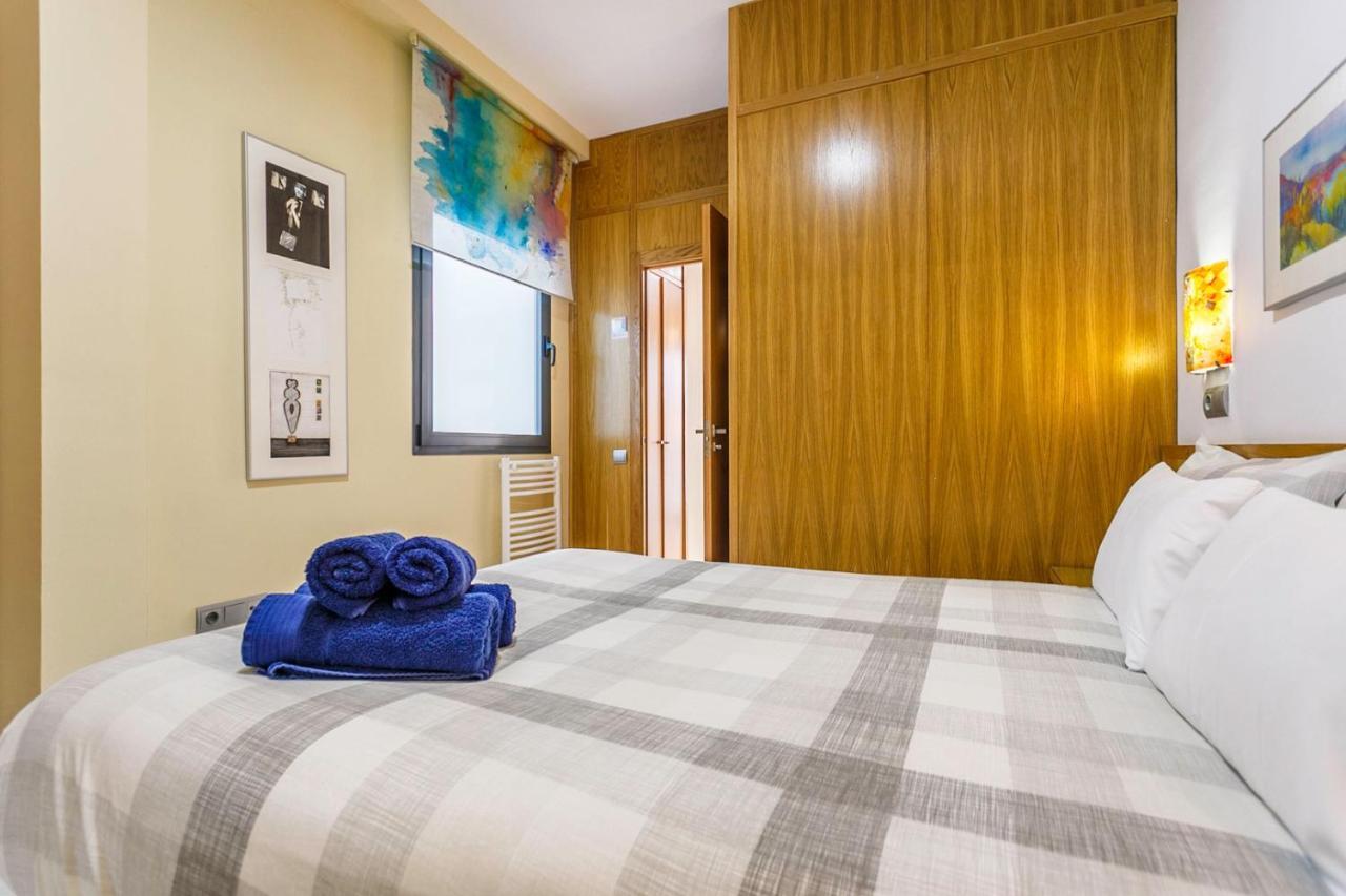 Apartamentos Catedral Севілья Екстер'єр фото