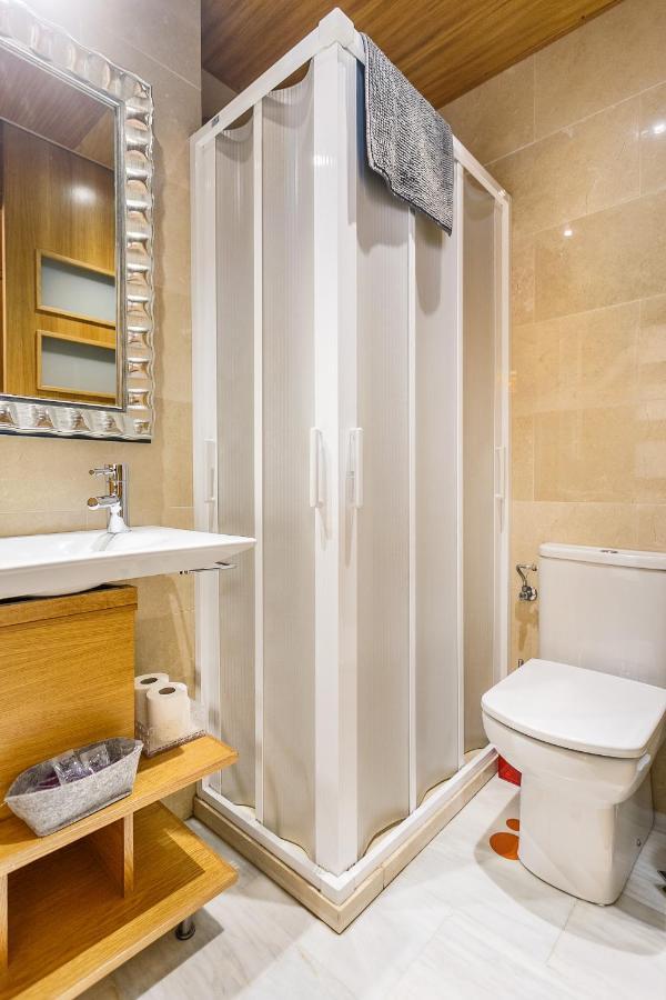 Apartamentos Catedral Севілья Екстер'єр фото